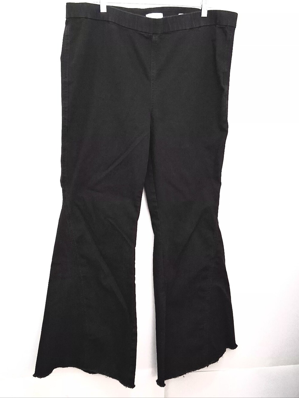 SOFIA VERGARA Melissa Pull On Black Gray Super Flare Jeans Size 20W